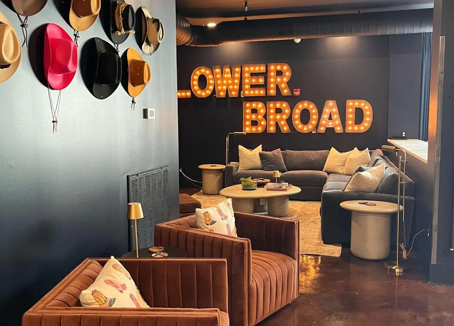 Apartman Nashville Lower Broadway Suite 4Br By Maddox Hotel